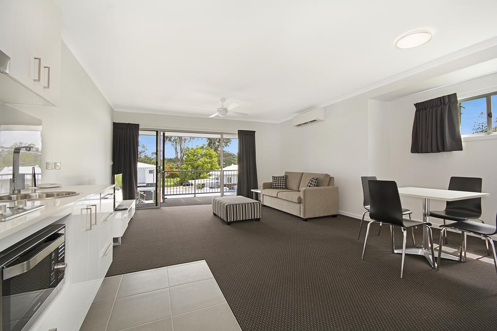 Cooroy Luxury Motel Apartments ห้อง รูปภาพ