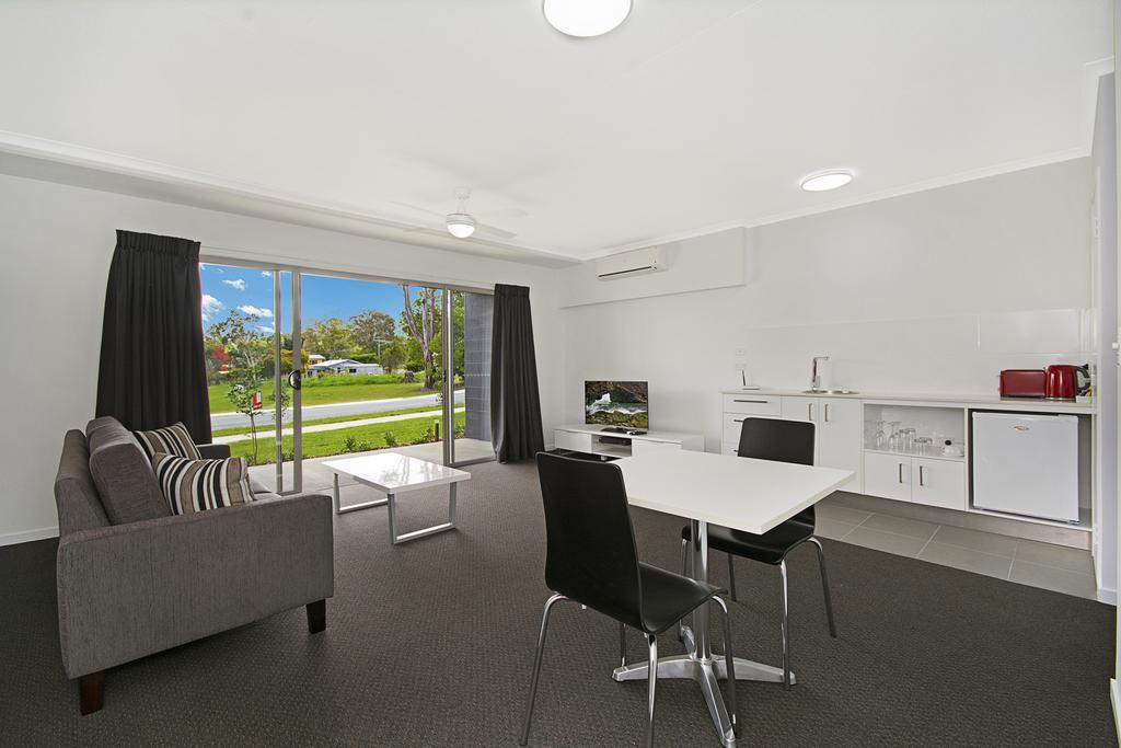 Cooroy Luxury Motel Apartments ห้อง รูปภาพ